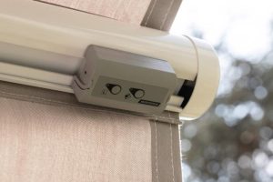 windsensor 2 Sonnen- und Insektenschutz Fieder - Wir beschatten Sie gerne
