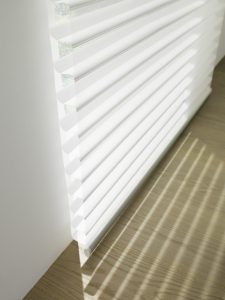 raffinesse weiss detail 1 Sonnen- und Insektenschutz Fieder - Wir beschatten Sie gerne
